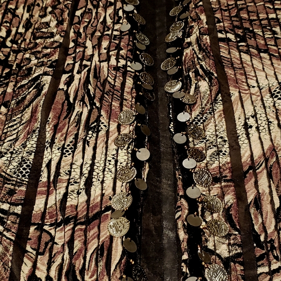 2/$29. SALE! Top - Picture 4 of 8